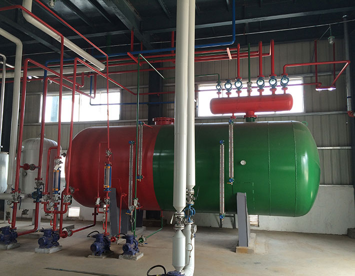 solvent water separator in the solvent recovery plant