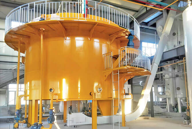 Soybean oil solvent extraction process